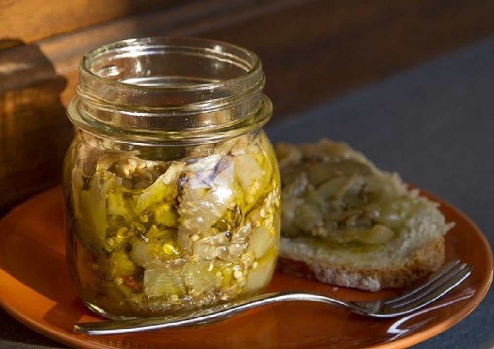 Melanzane sott'olio a crudo, la ricetta della nonna ...