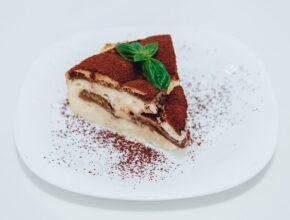 Ricette con farine di insetto: un menù Insetto-chic