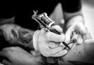 Storia del tatuaggio: dalle origini alle tendenze più moderne