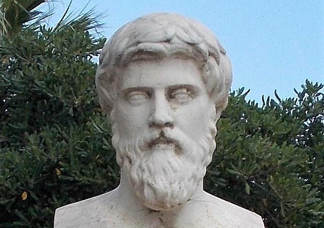 Chi è Plutarco: il celebre filosofo greco