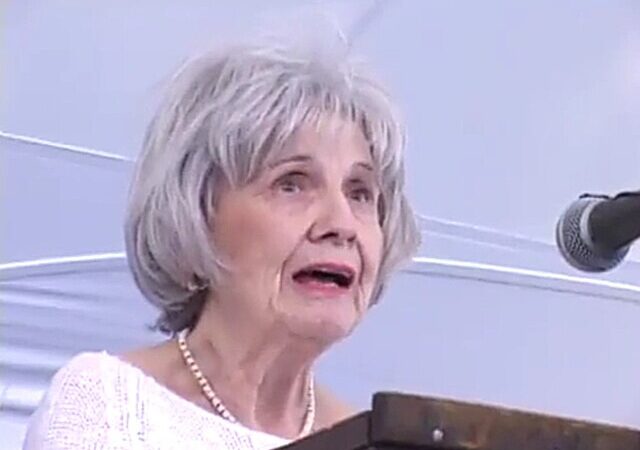 Alice Munro: addio alla scrittrice premio Nobel