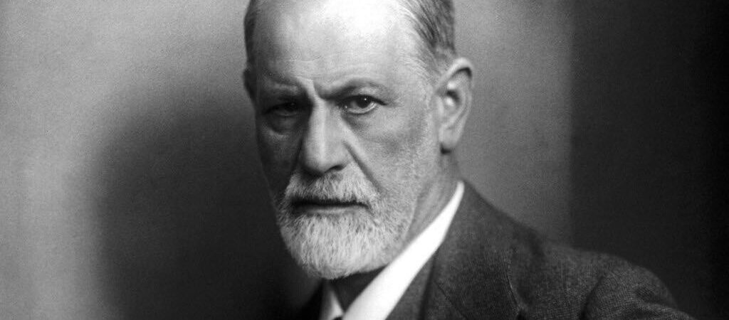 Il 30 giugno Freud pubblicò Al di là del principio del piacere