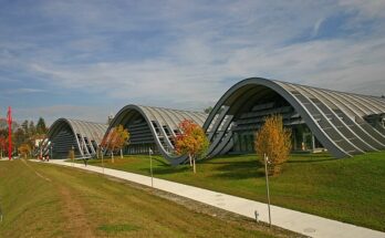 Opere architettoniche di Renzo Piano. Klee Zentrum Ansicht.