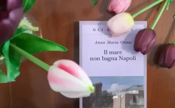 Il mare non bagna Napoli di Anna Maria Ortese | Recensione