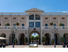 Fashion and Identity - La Reggia Designer Outlet Marcianise