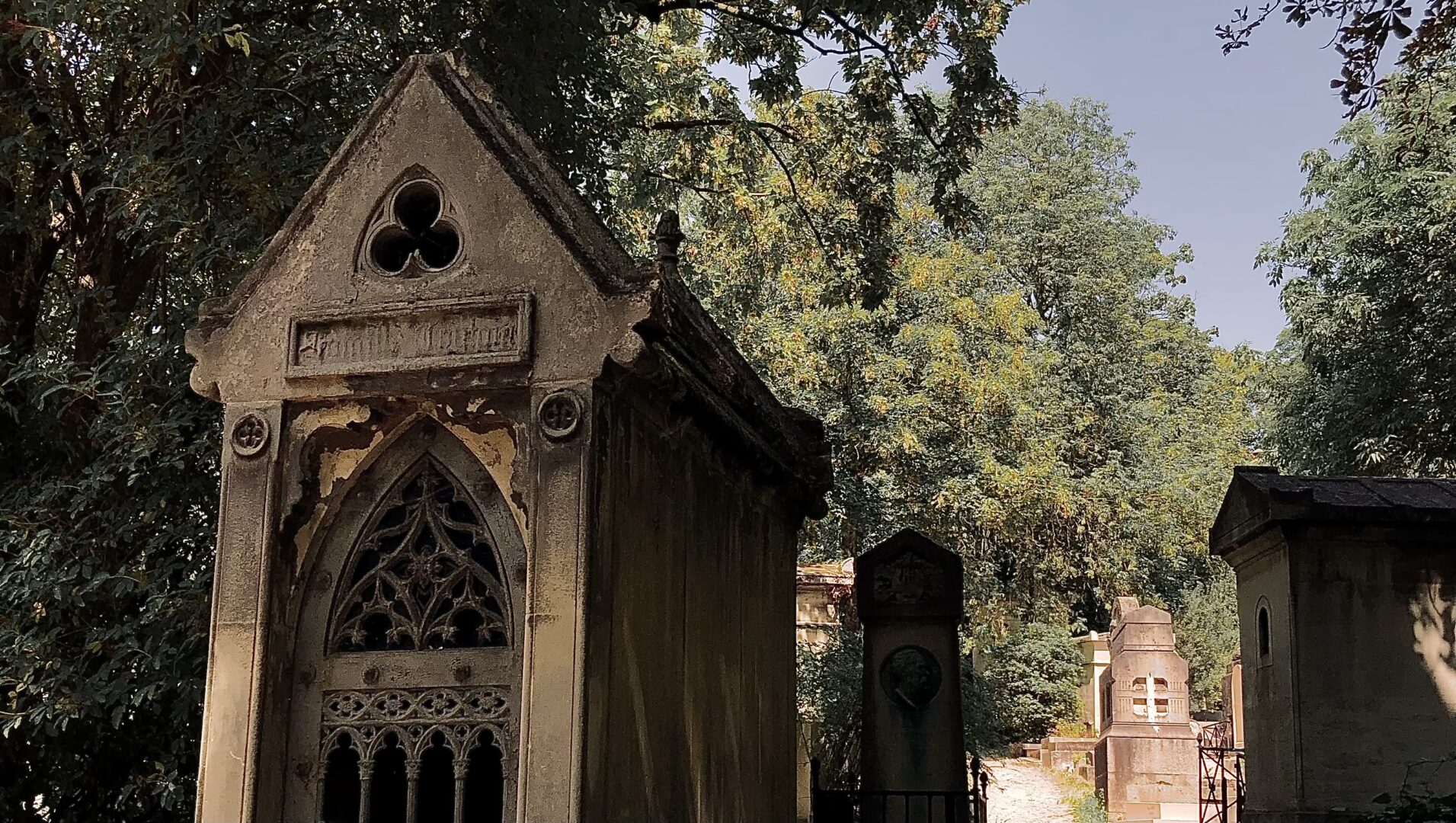 Père Lachaise: il famoso cimitero di Parigi