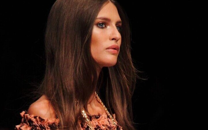 Storia di Bianca Balti: la vita della grintosa supermodella italiana